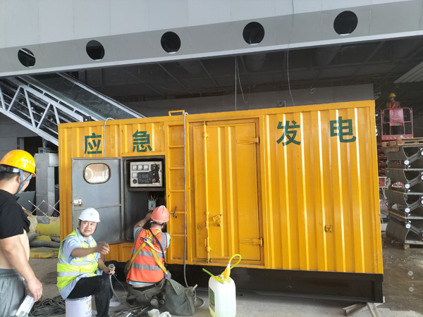甘州怎样判断空气滤清器是否需要更换？